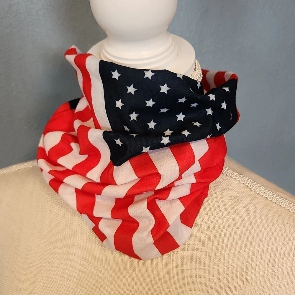 Cabelas patriotic American flag summer neck gator